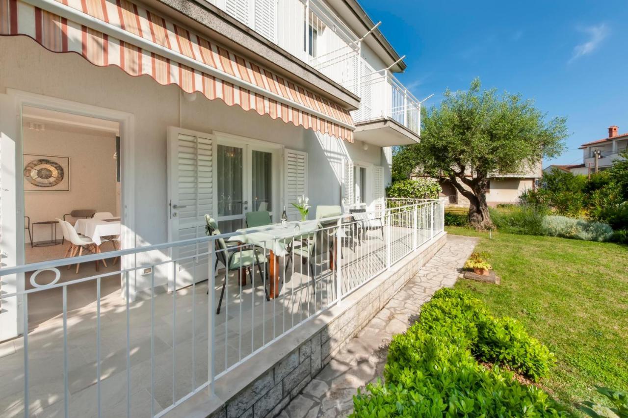 Apartments Magnolia Ровинь Экстерьер фото