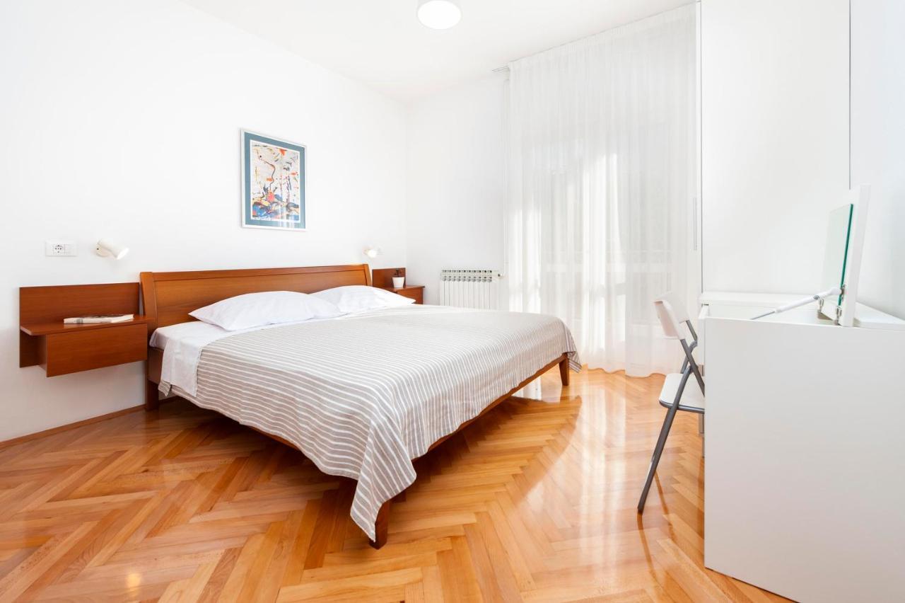 Apartments Magnolia Ровинь Экстерьер фото