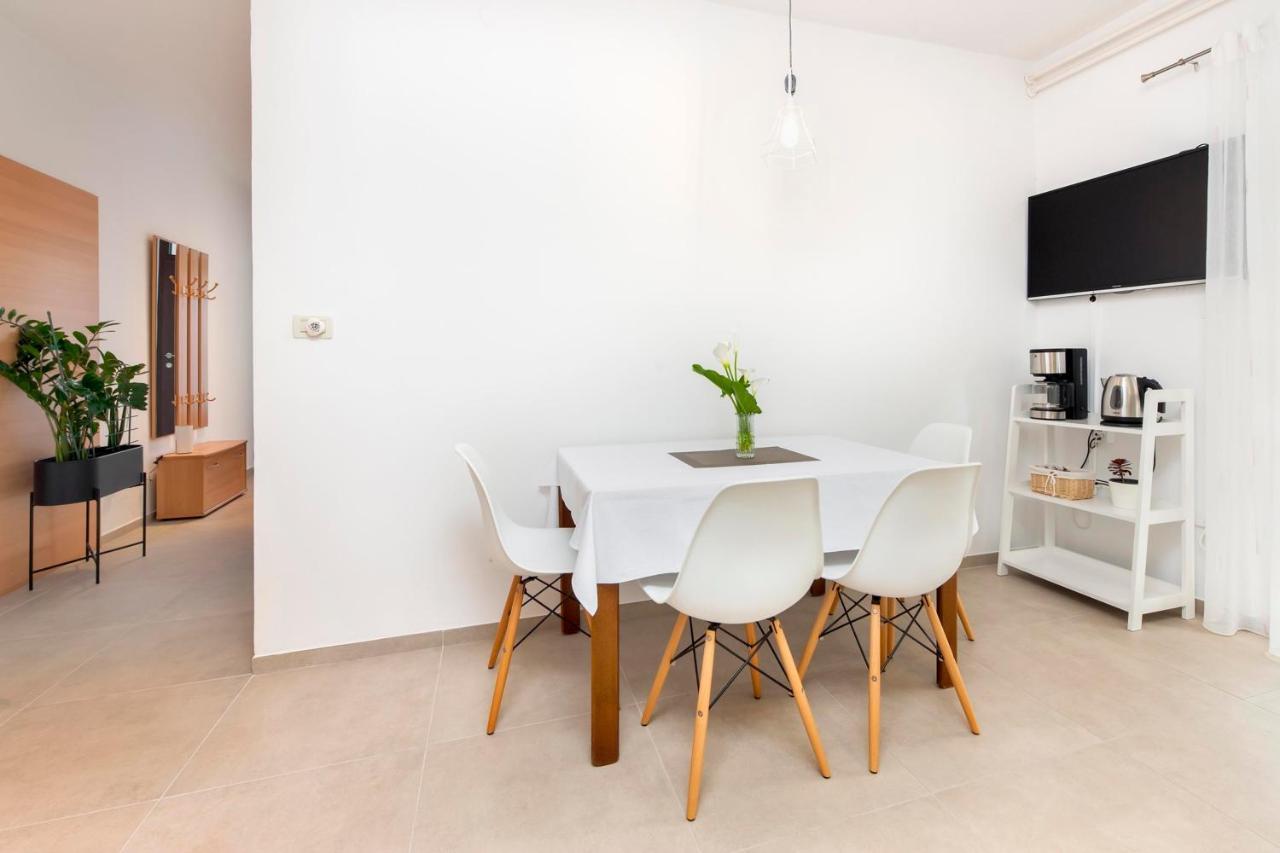 Apartments Magnolia Ровинь Экстерьер фото