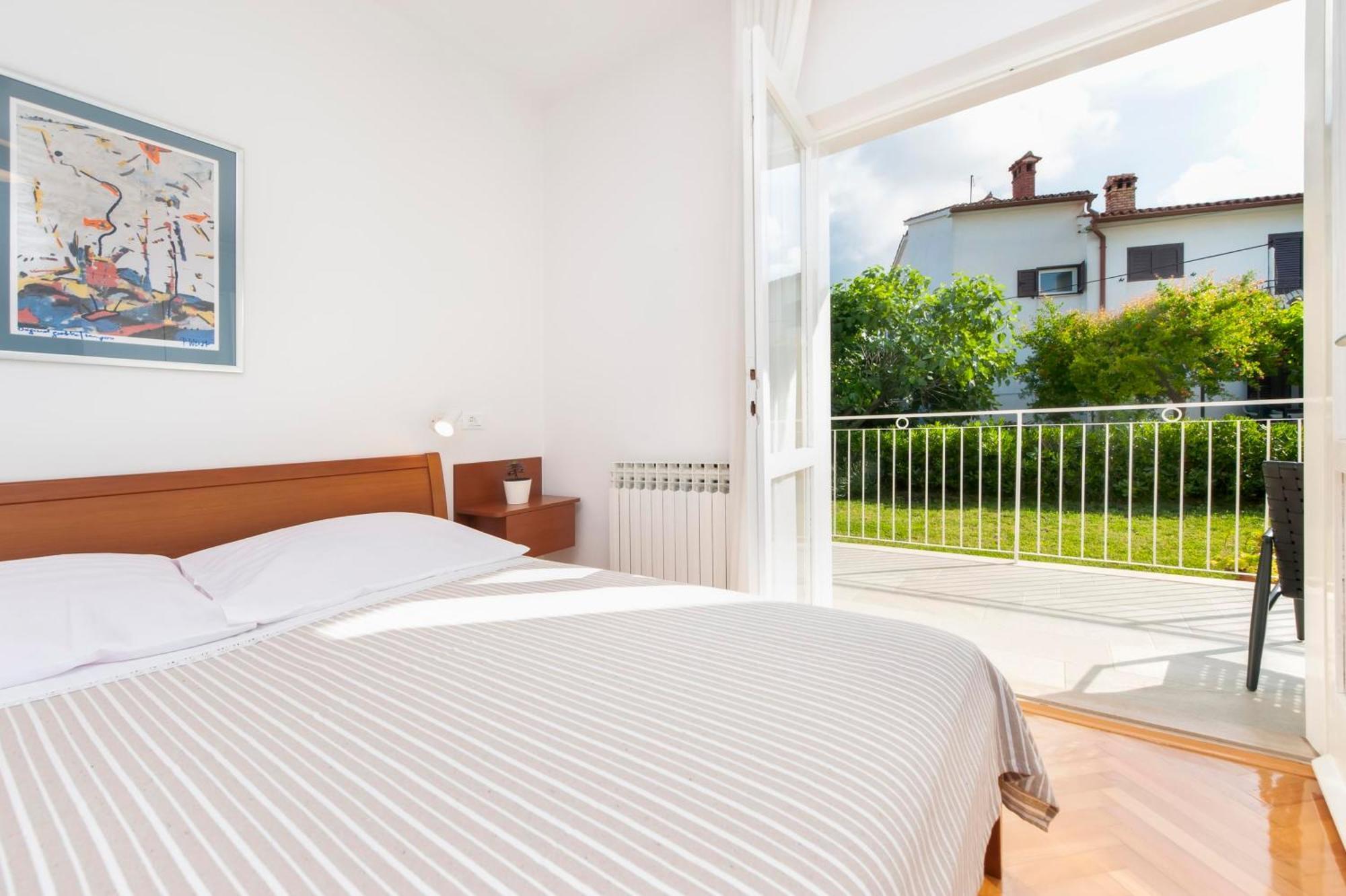 Apartments Magnolia Ровинь Экстерьер фото